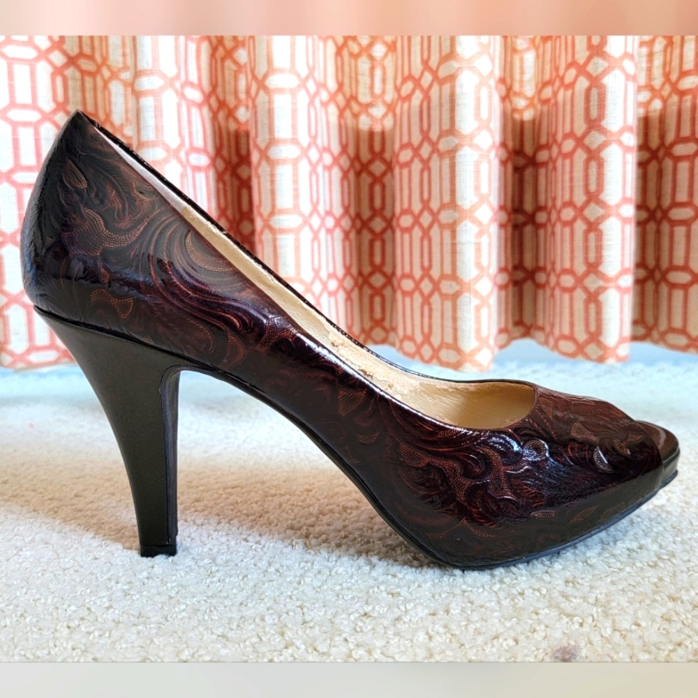 9.5M Open Toe Alex Marie Pump Bronze Brown Embossed Floral Platform 3.5" Heel